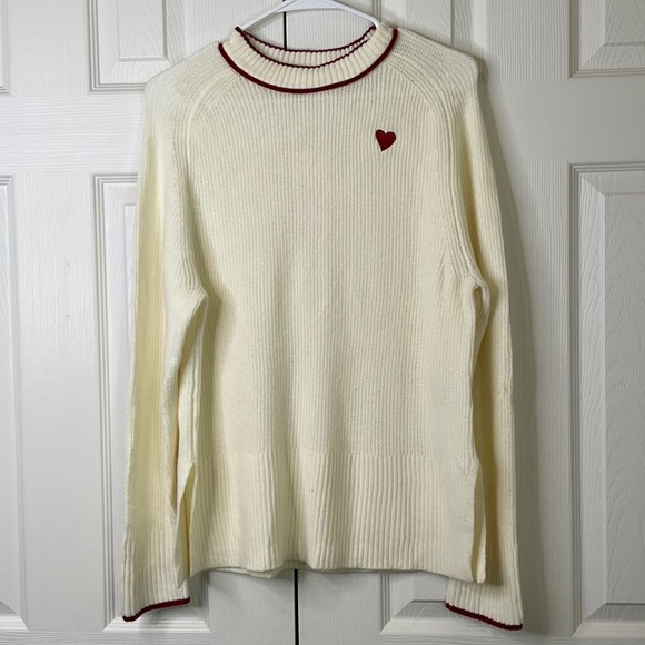 A New Day Crew Neck Pullover Red Heart Various Sizes - Picture 1 of 9